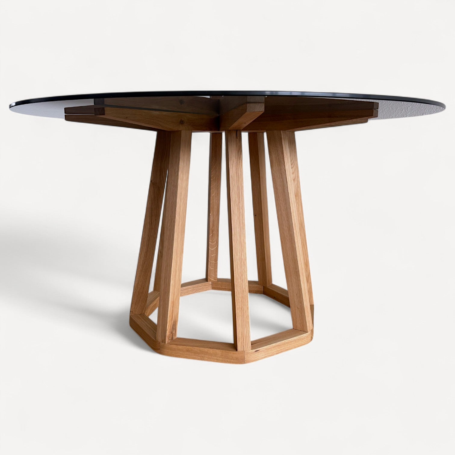 Oktagonbord i massivt Eg & Glas