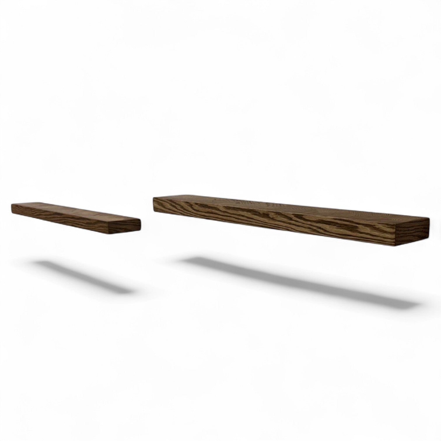 Hylde i sildebensdesign (massivt eg)