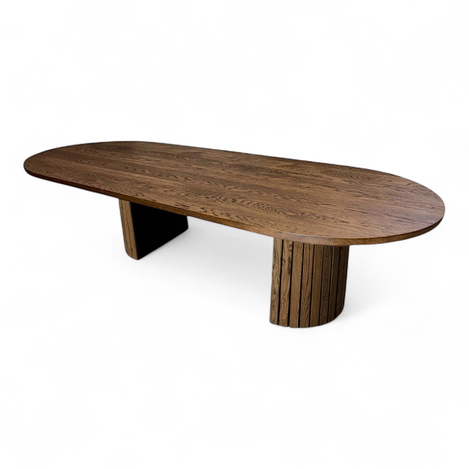 Ovalformet plankebord m. eg sokkelfod