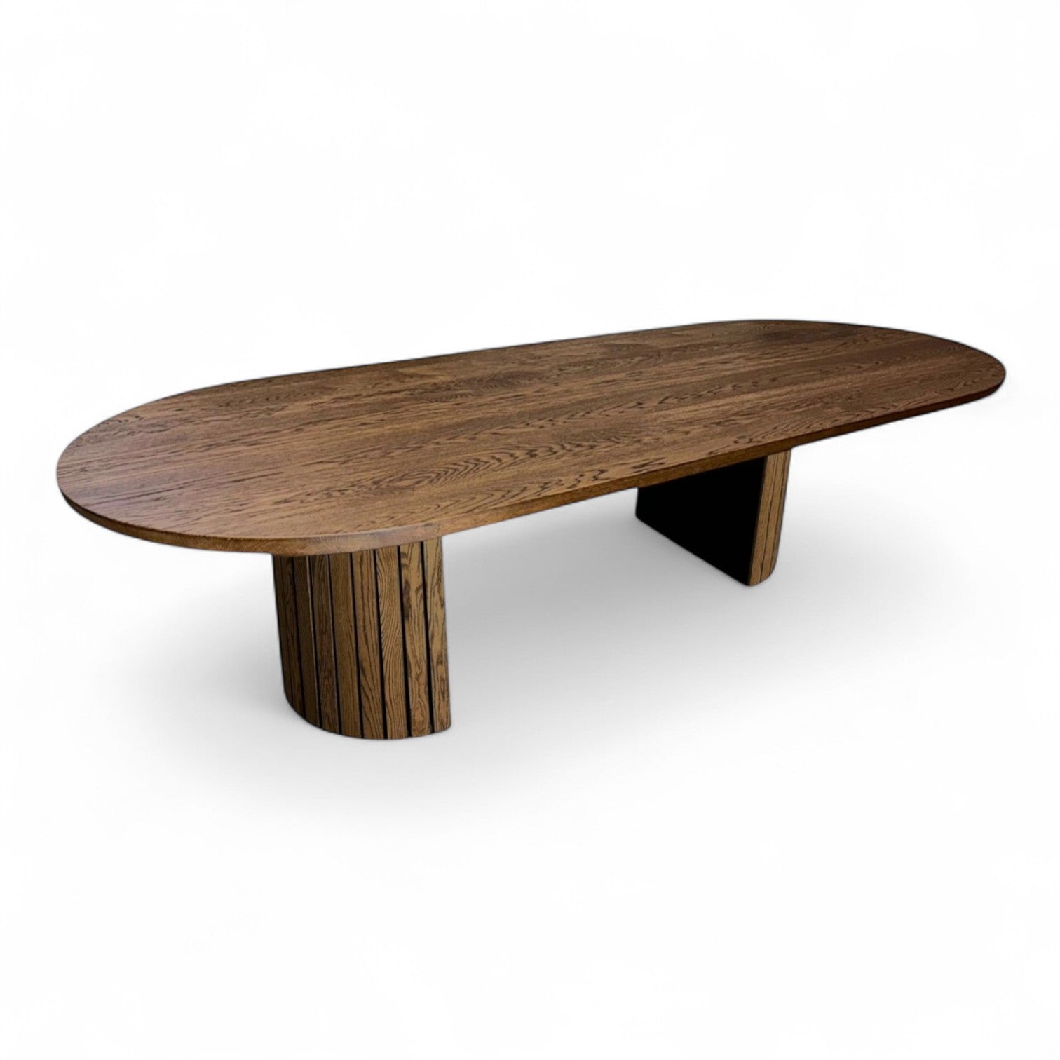 Ovalformet plankebord m. eg sokkelfod