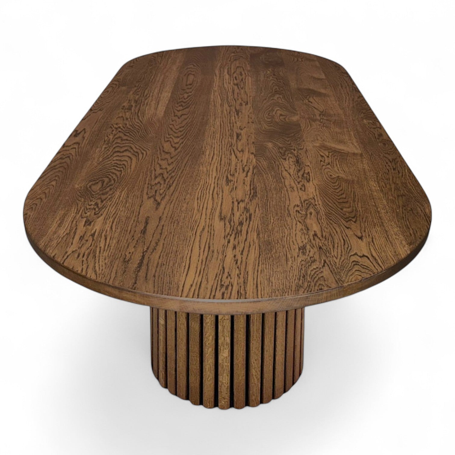 Ovalformet plankebord m. eg sokkelfod