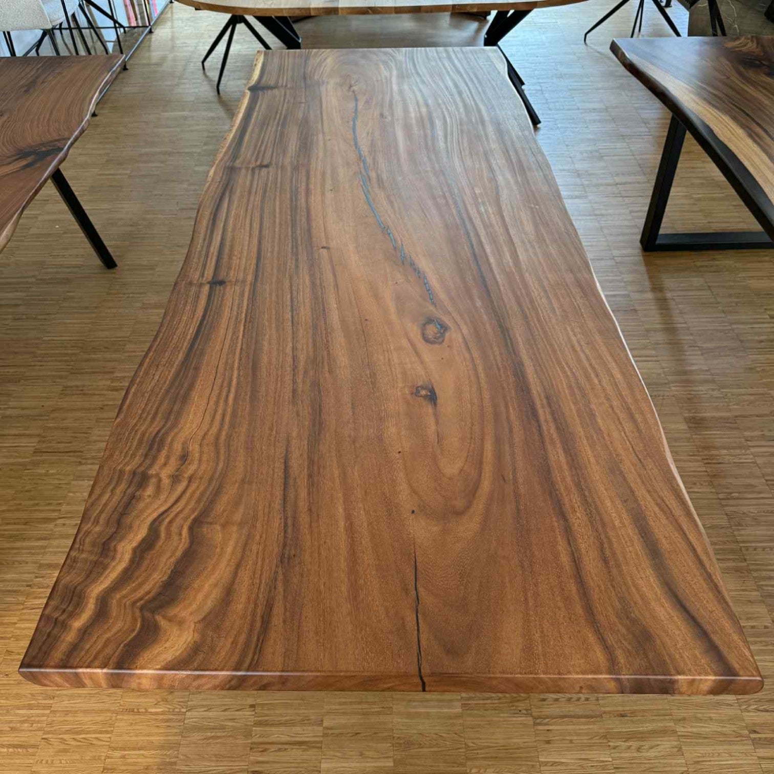 Plankebord: Valnød 97x200 cm