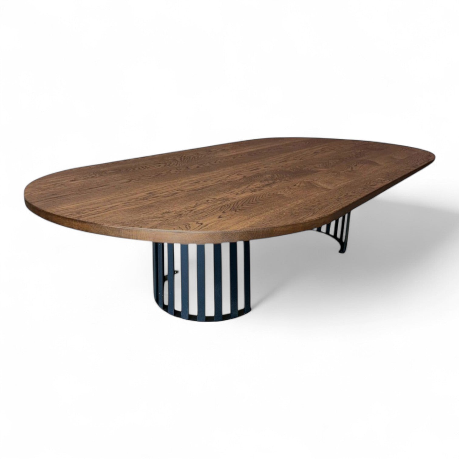 Ovalformet plankebord m. metal sokkelfod