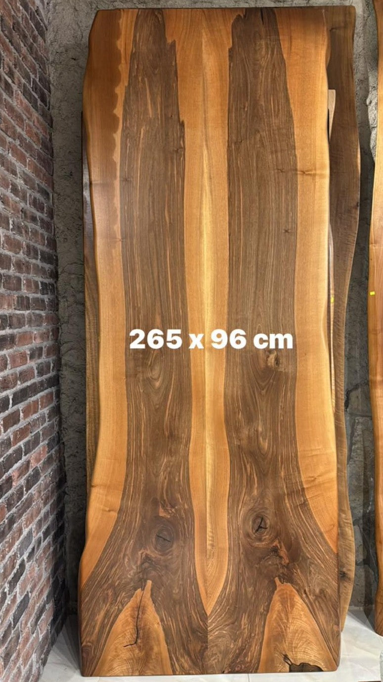 Valnød plankebord: 270x96 cm